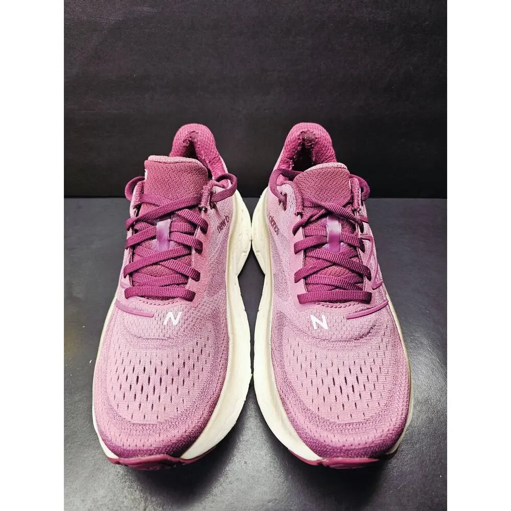 New balance Women 8 Comfy footwear